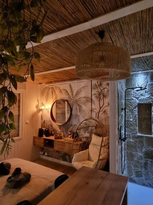 Les Spas De La Mer, Suite & Spa, Love Room, Plein Coeur Du Grau 르그로뒤후아 외부 사진