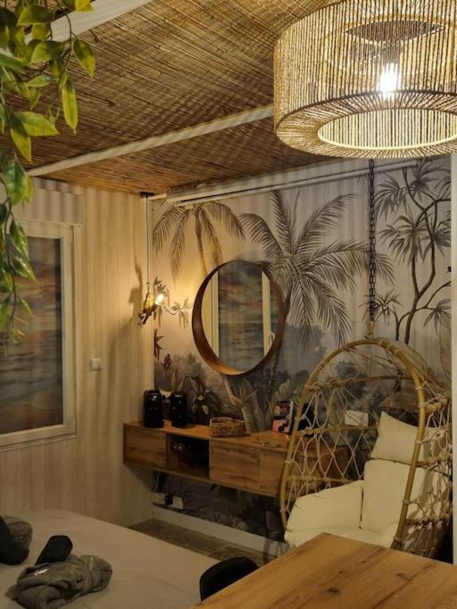 Les Spas De La Mer, Suite & Spa, Love Room, Plein Coeur Du Grau 르그로뒤후아 외부 사진