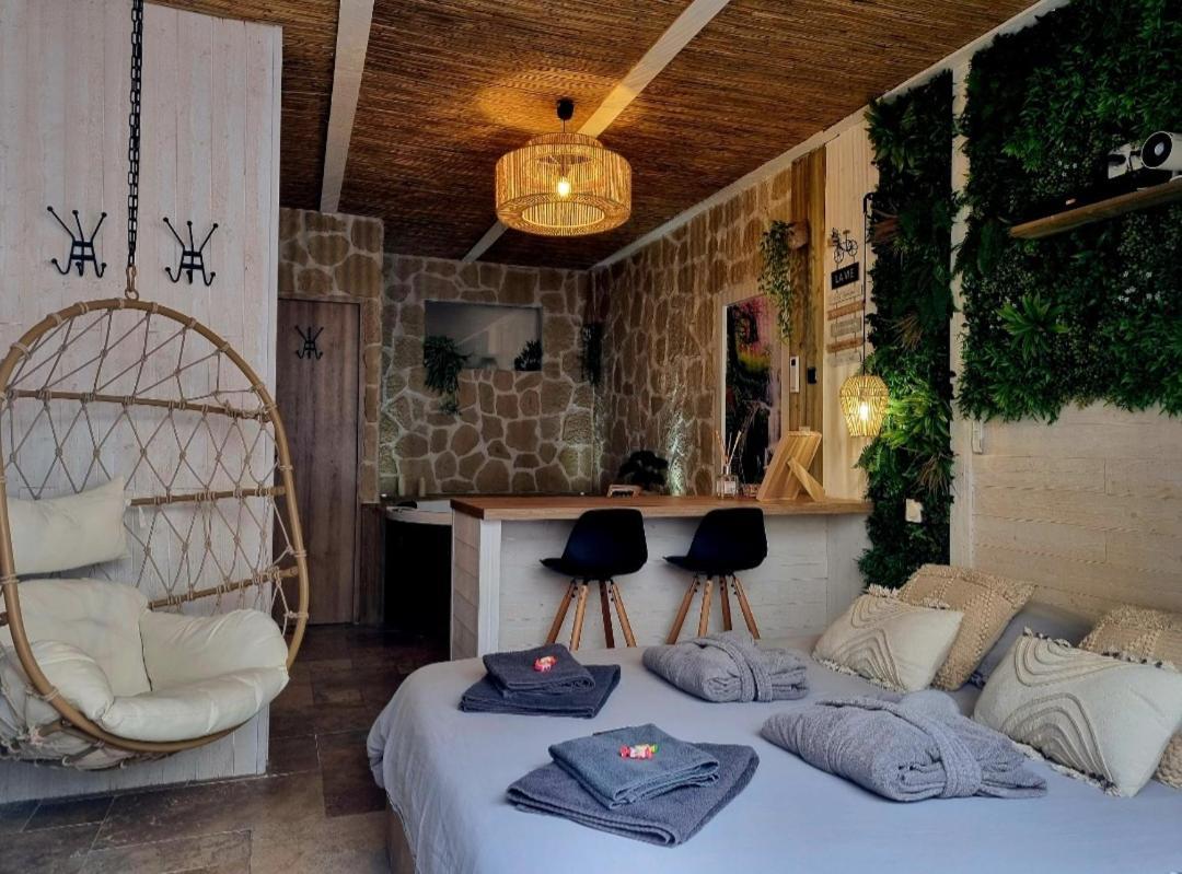 Les Spas De La Mer, Suite & Spa, Love Room, Plein Coeur Du Grau 르그로뒤후아 외부 사진